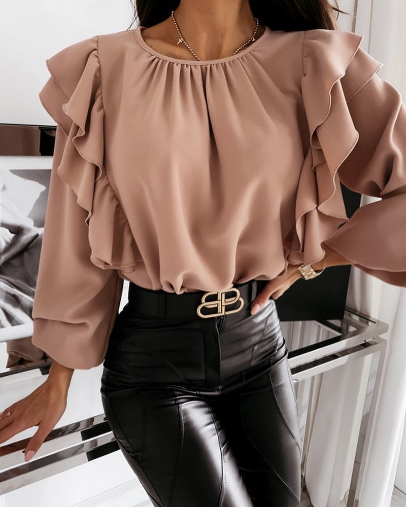 Что носить весной 2026? Самые модные луки весна – фото, идеи, примеры