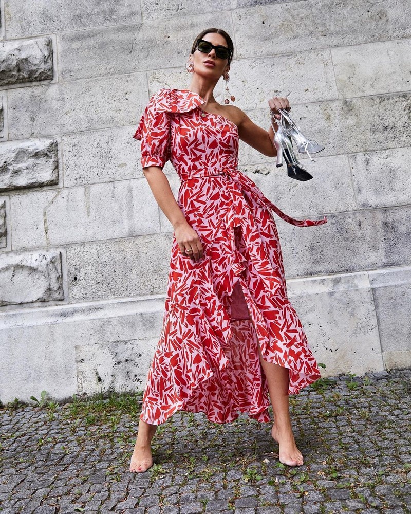 Что носить весной 2026? Самые модные луки весна – фото, идеи, примеры