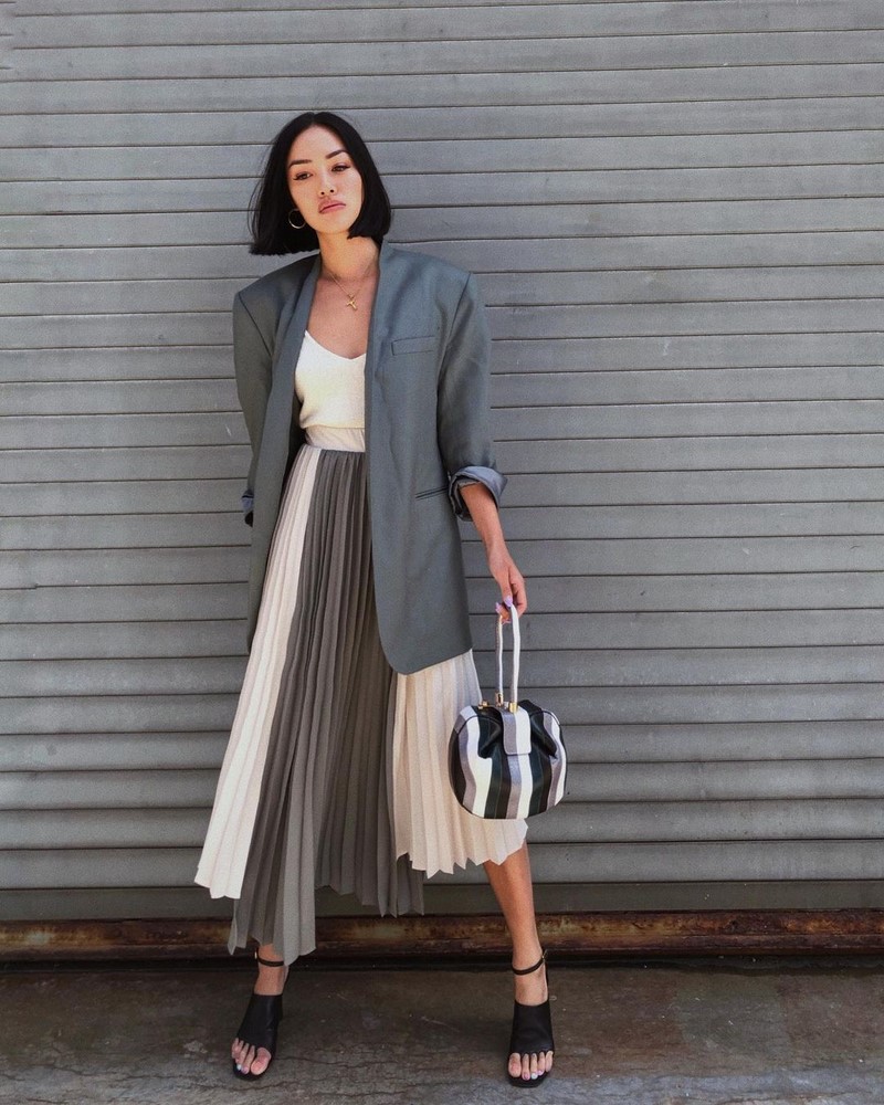 Топовые модели юбки плиссе 2026. Как создать стильные образы с юбкой плиссе?