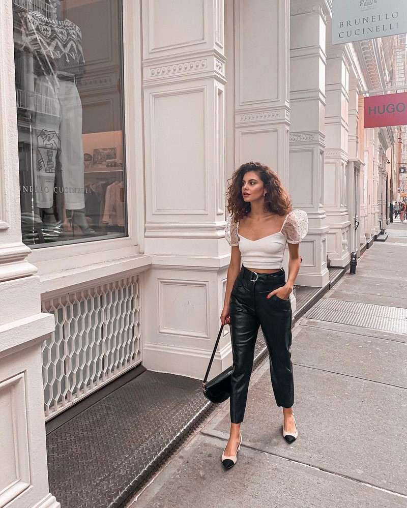 Изумительные брюки весна-лето 2026: топ-10 трендов, новые и свежие образы с брюками