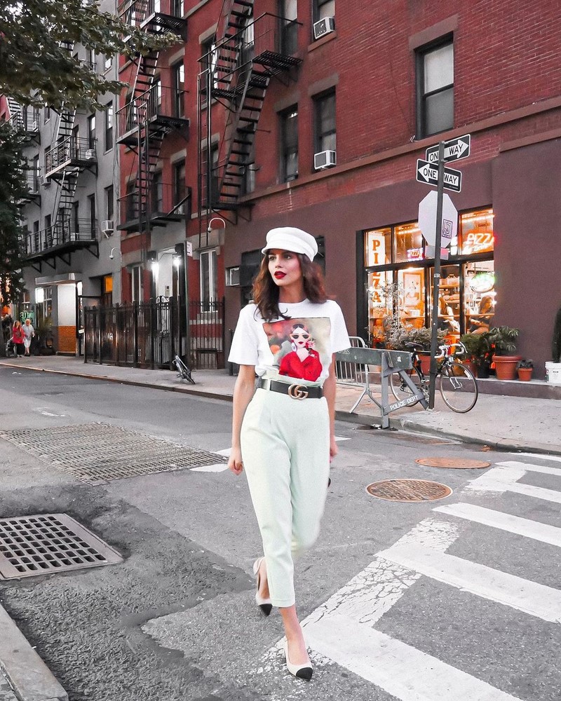 Изумительные брюки весна-лето 2026: топ-10 трендов, новые и свежие образы с брюками