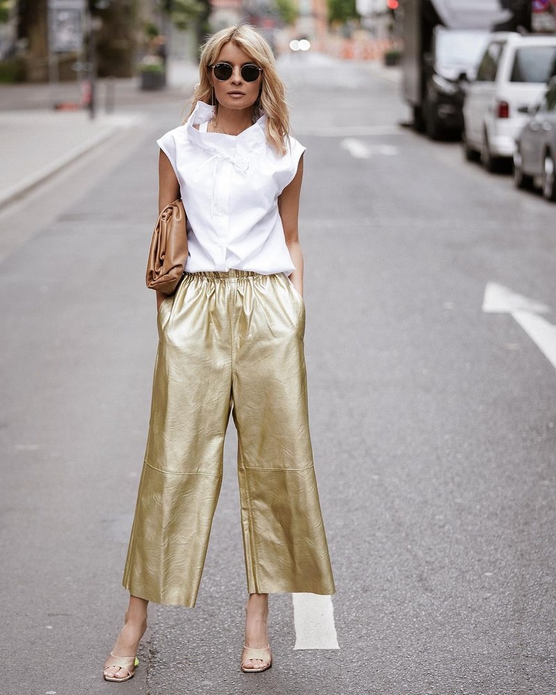 Изумительные брюки весна-лето 2026: топ-10 трендов, новые и свежие образы с брюками