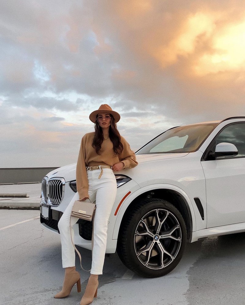 Изумительные брюки весна-лето 2026: топ-10 трендов, новые и свежие образы с брюками