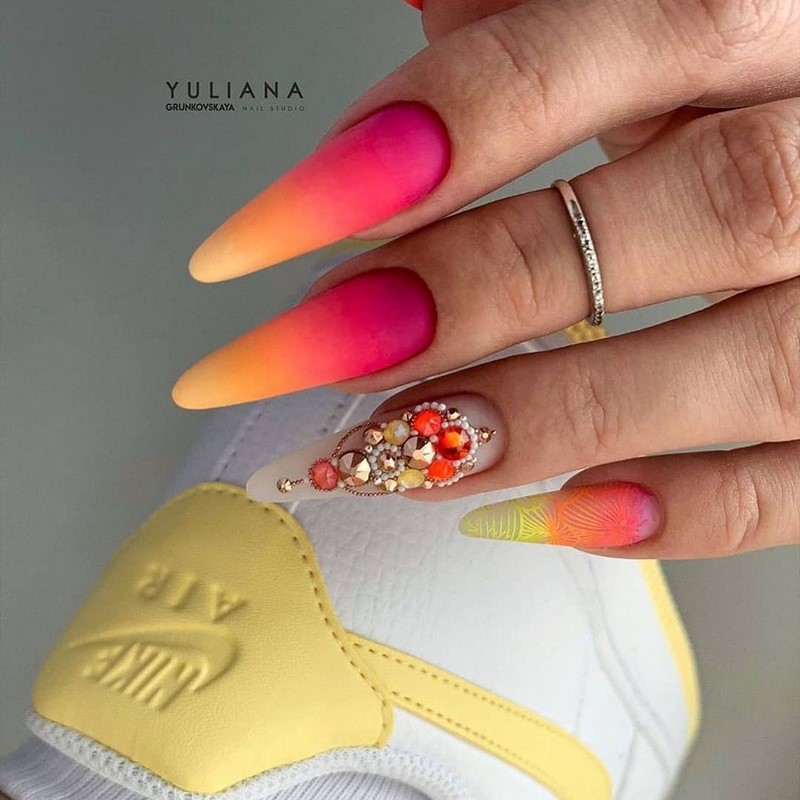 Красивый маникюр омбре 2026: фото, идеи, новинки, тренды