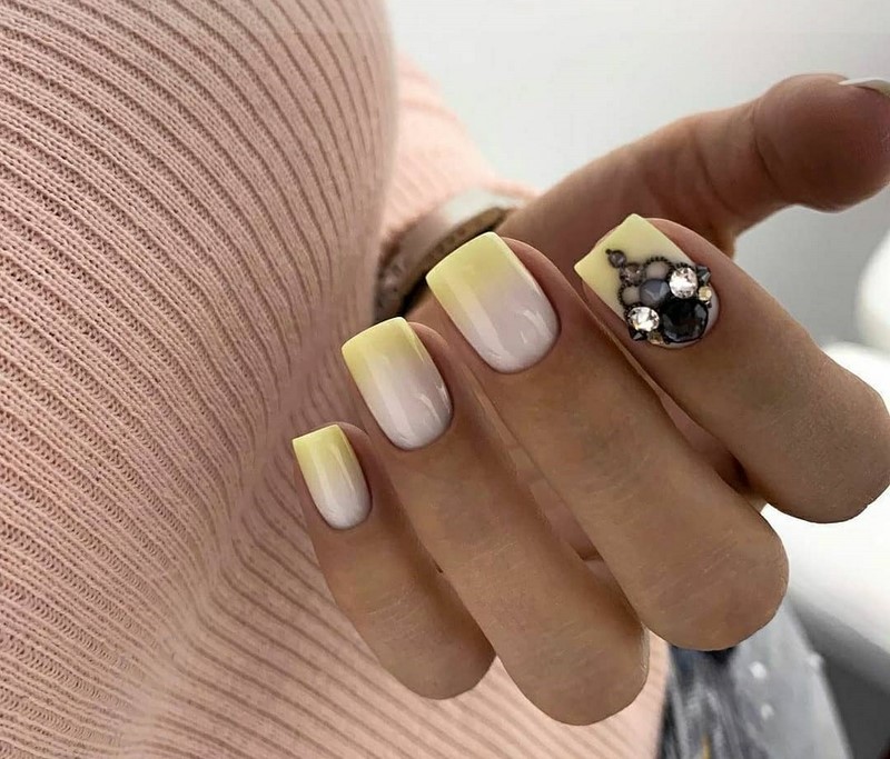 Красивый маникюр омбре 2026: фото, идеи, новинки, тренды