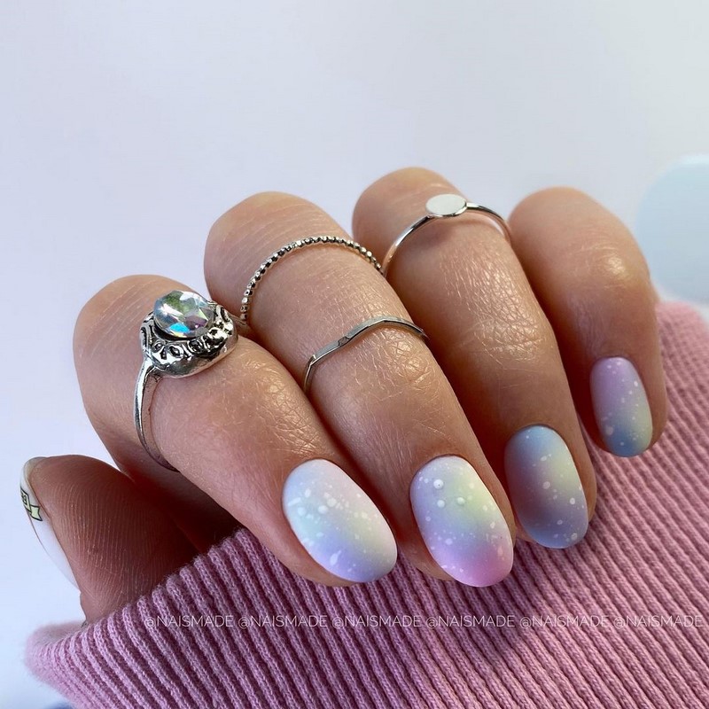 Красивый маникюр омбре 2026: фото, идеи, новинки, тренды