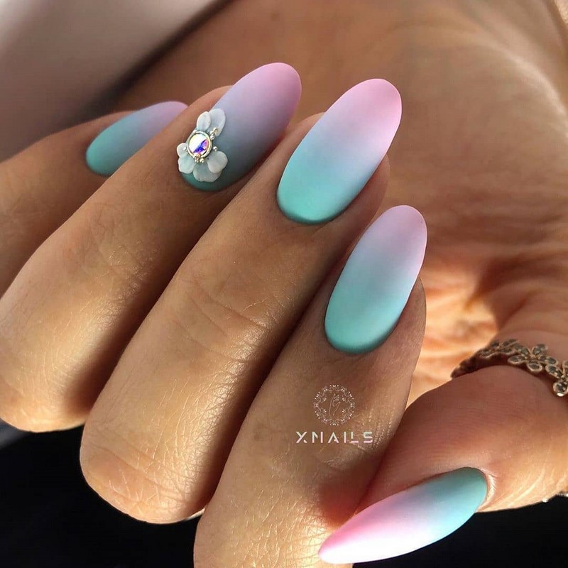 Красивый маникюр омбре 2026: фото, идеи, новинки, тренды