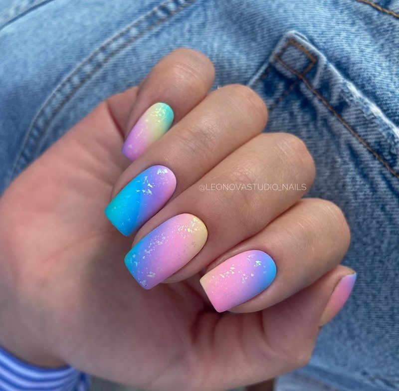 Красивый маникюр омбре 2026: фото, идеи, новинки, тренды