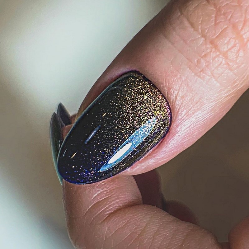 Трендовый маникюр «кошачий глаз» 2026: идеи дизайна ногтей