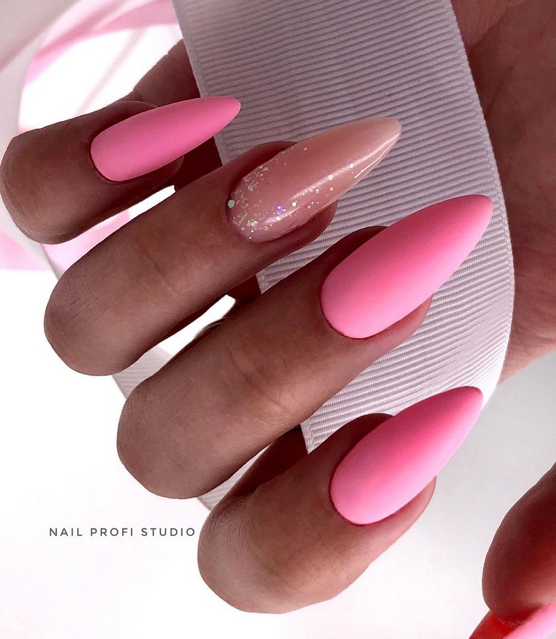 Модный маникюр весна 2026 — тренды, идеи, новинки на фото