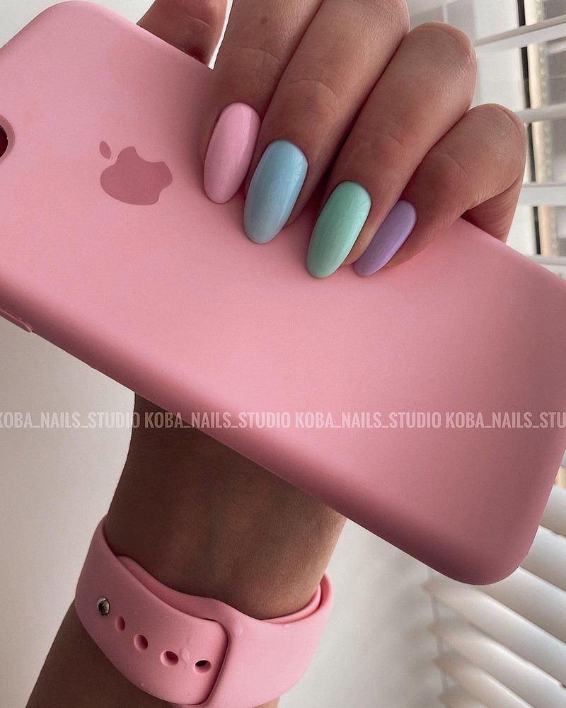 Модный маникюр весна 2026 — тренды, идеи, новинки на фото