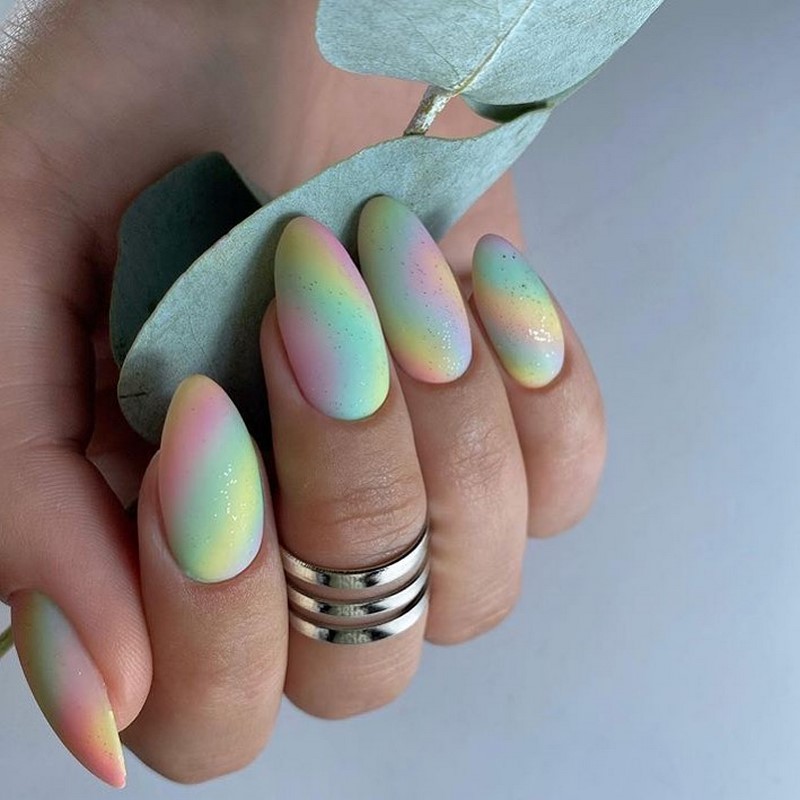 Модный маникюр весна 2026 — тренды, идеи, новинки на фото