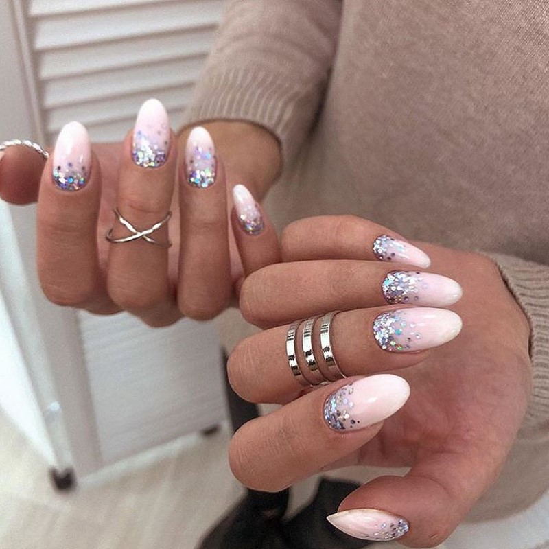 Модный маникюр весна 2026 — тренды, идеи, новинки на фото