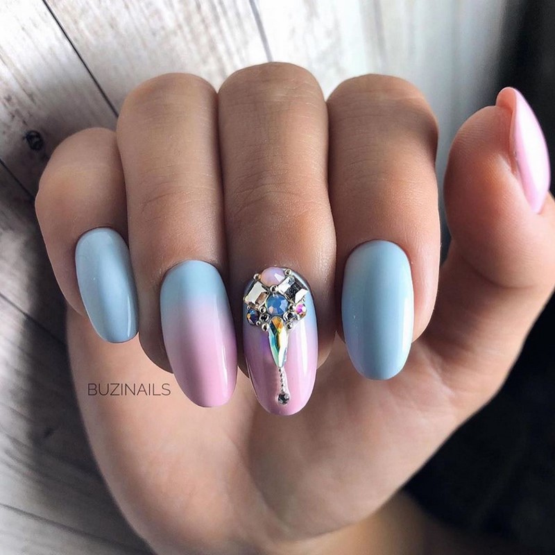 Модный маникюр весна 2026 — тренды, идеи, новинки на фото