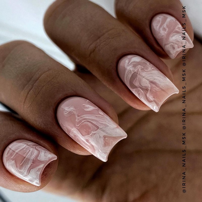 Модный маникюр весна 2026 — тренды, идеи, новинки на фото