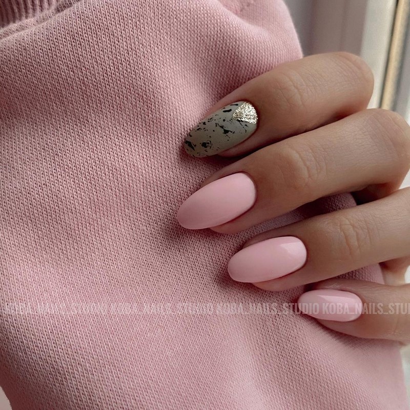 Модный маникюр весна 2026 — тренды, идеи, новинки на фото