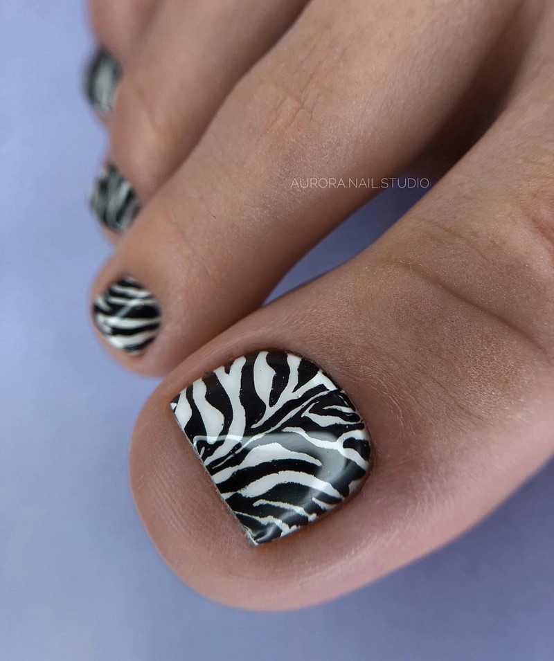 Модный педикюр 2026: дизайны и тенденции — фото