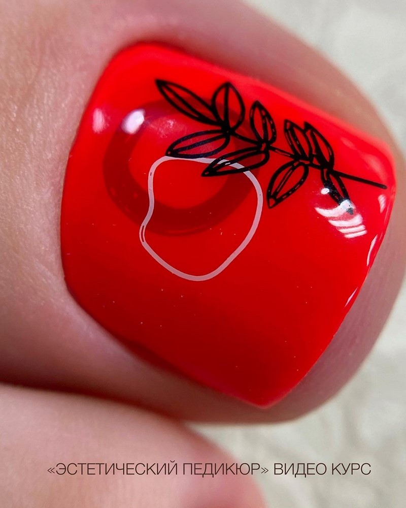 Модный педикюр 2026: дизайны и тенденции — фото