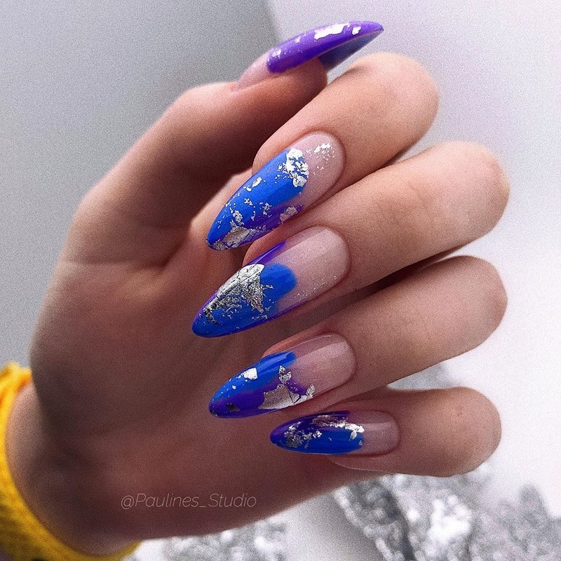 Стильный синий маникюр 2026: идеи, новинки, тенденции