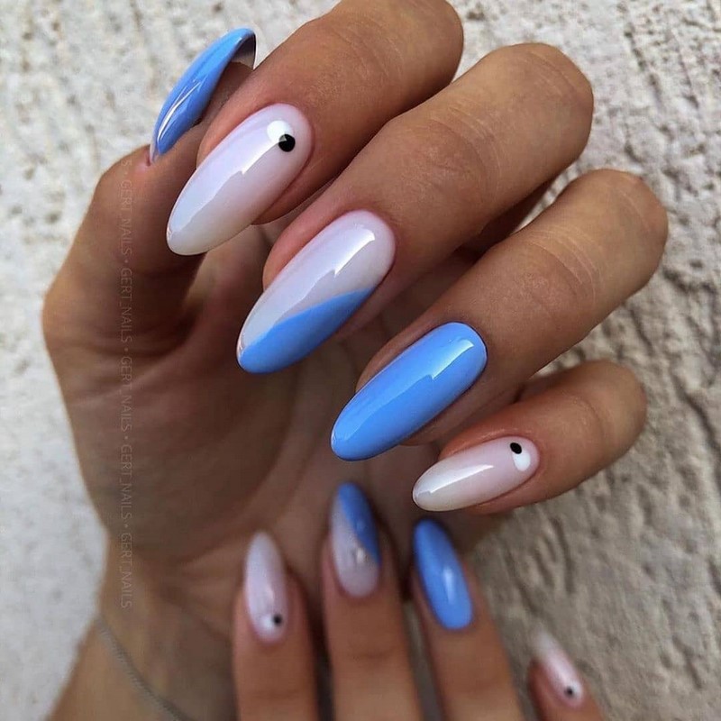 Стильный синий маникюр 2026: идеи, новинки, тенденции