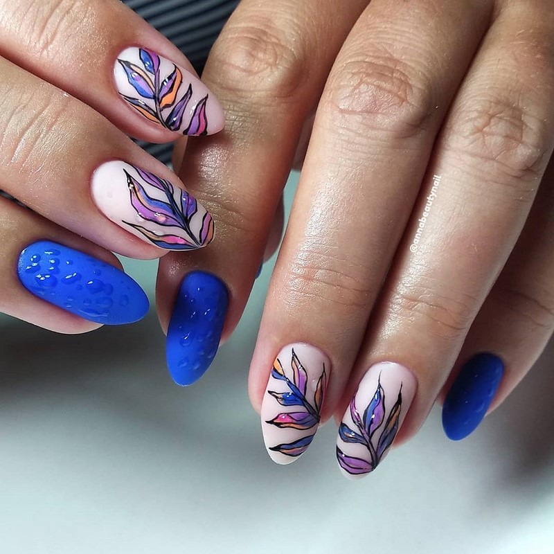 Стильный синий маникюр 2026: идеи, новинки, тенденции