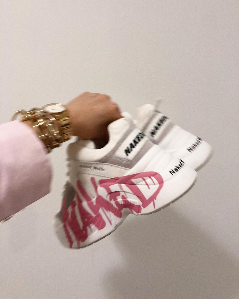 Модная обувь на лето 2026 — новинки, тренды, фото