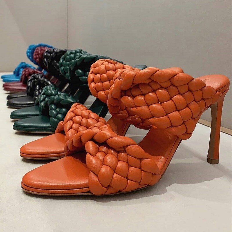 Модная обувь на лето 2026 — новинки, тренды, фото