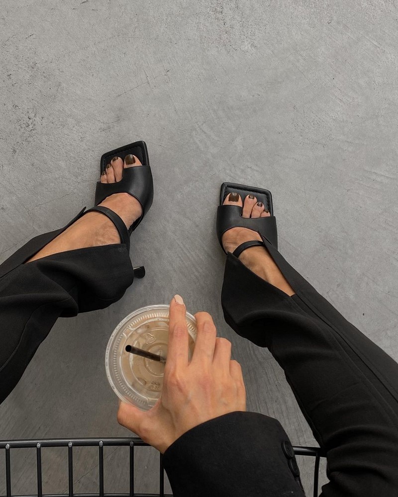 Модная обувь на лето 2026 — новинки, тренды, фото