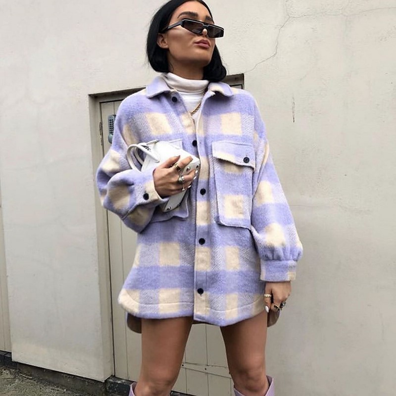 Весенние куртки 2026: модные новинки на фото