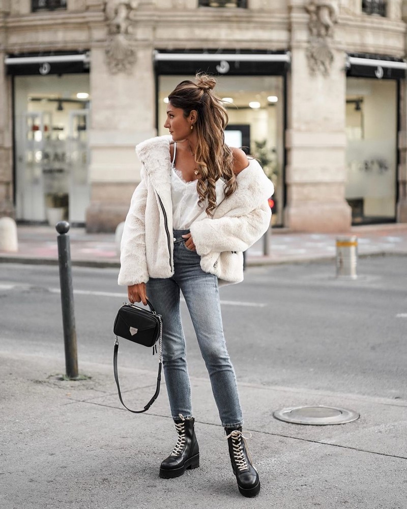 Весенние куртки 2026: модные новинки на фото