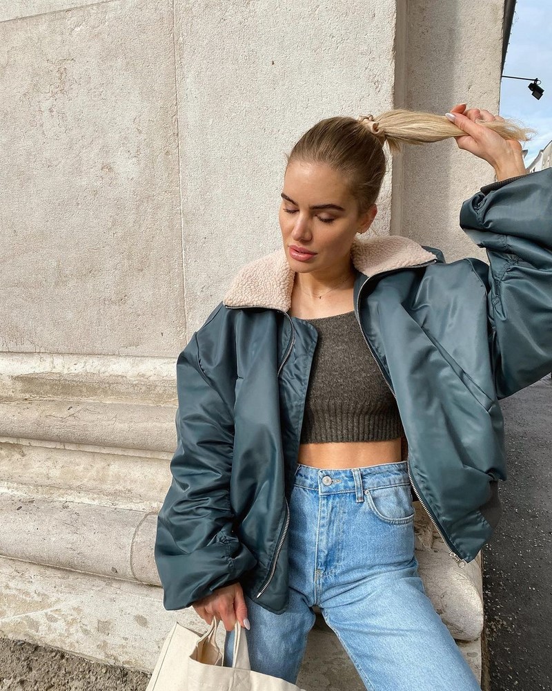 Весенние куртки 2026: модные новинки на фото
