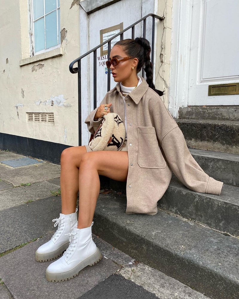 Весенние куртки 2026: модные новинки на фото