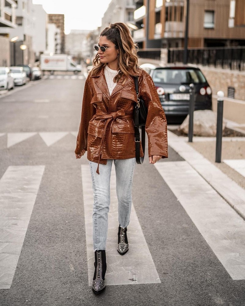 Весенние куртки 2026: модные новинки на фото