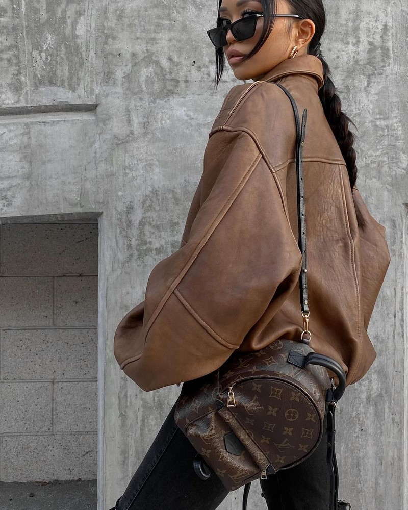 Весенние куртки 2026: модные новинки на фото