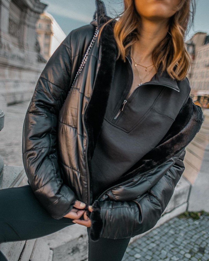 Весенние куртки 2026: модные новинки на фото