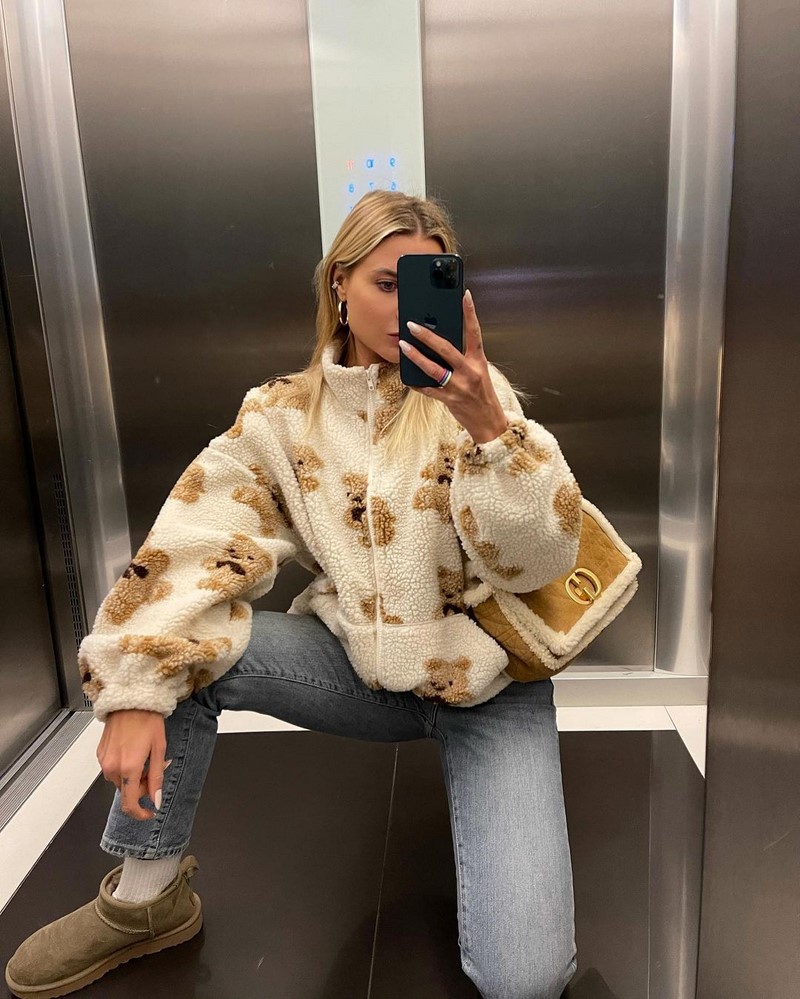 Весенние куртки 2026: модные новинки на фото