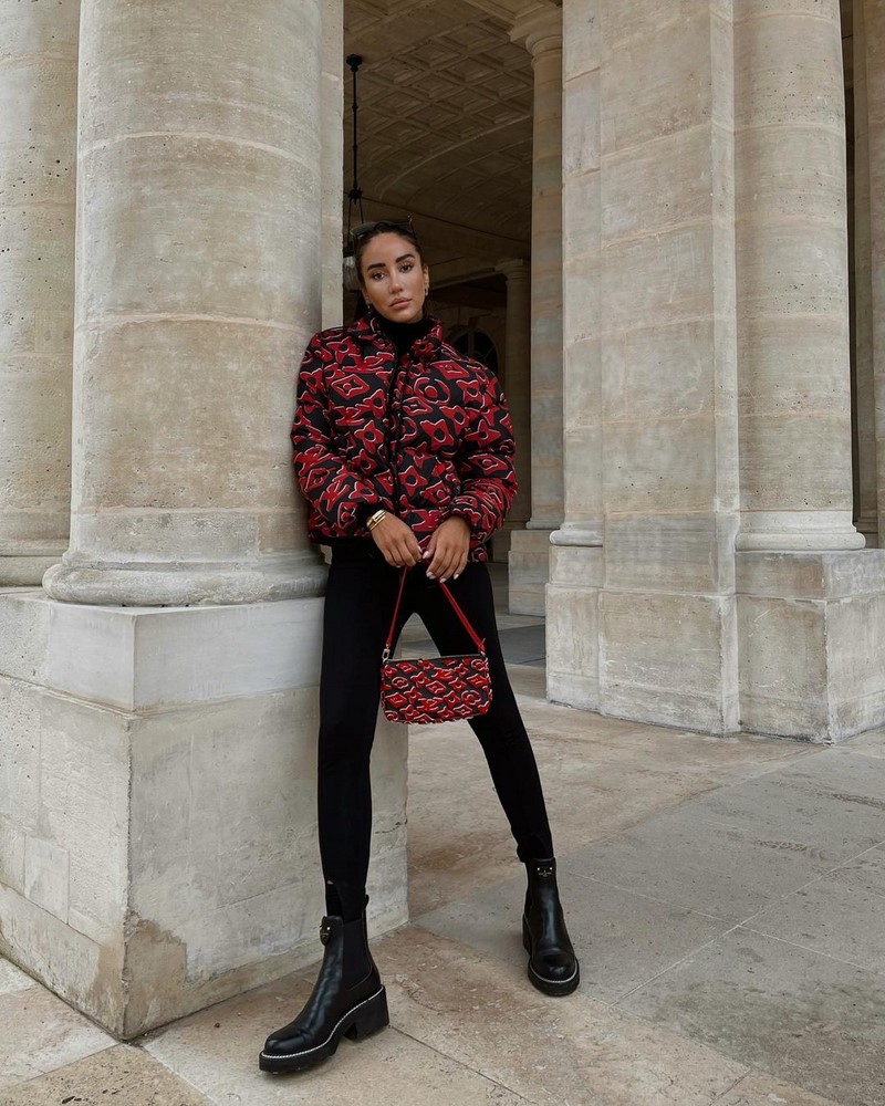 Весенние куртки 2026: модные новинки на фото