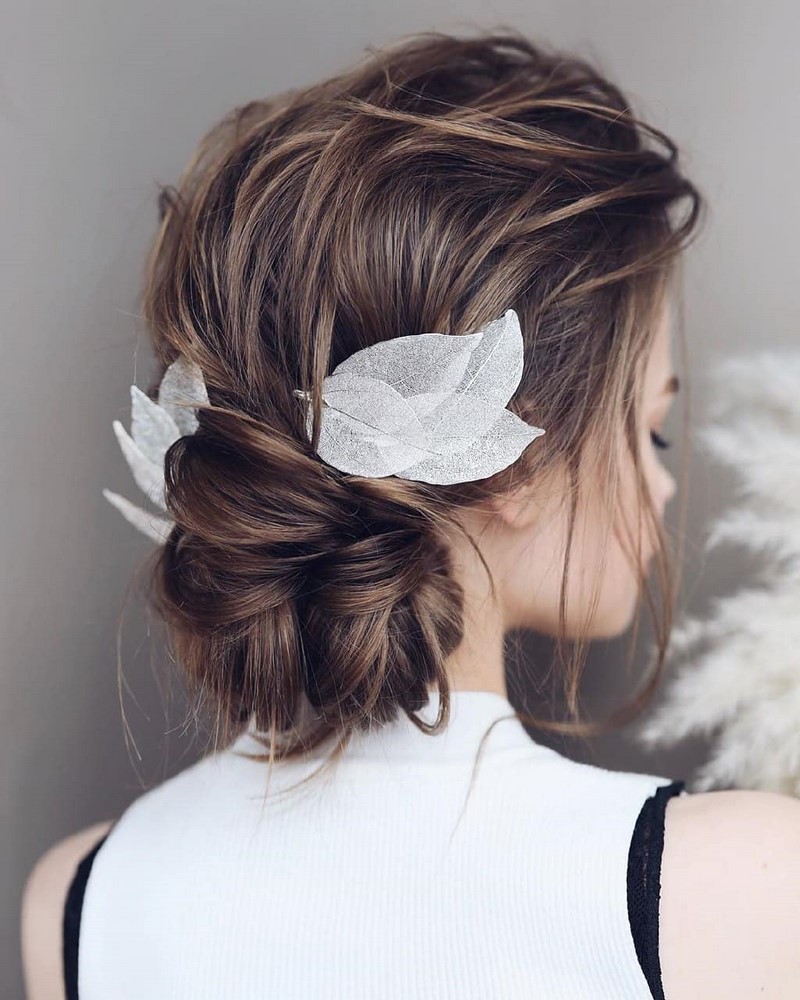 Красивые вечерние прически на выпускной 2026: фото, новинки