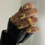 Оригинальный желтый маникюр 2026 в разных стилях: новинки, идеи, тренды