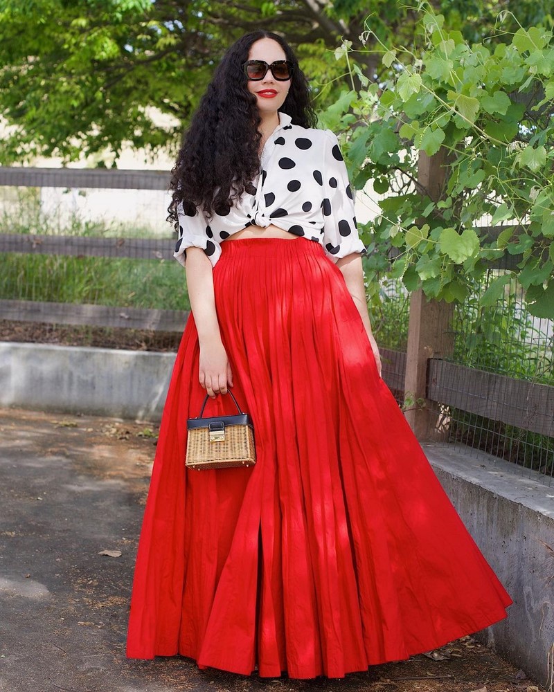 Новинки юбок для полных 2026 – главные тренды