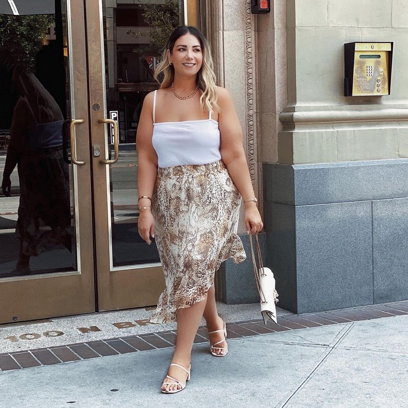 Новинки юбок для полных 2026 – главные тренды