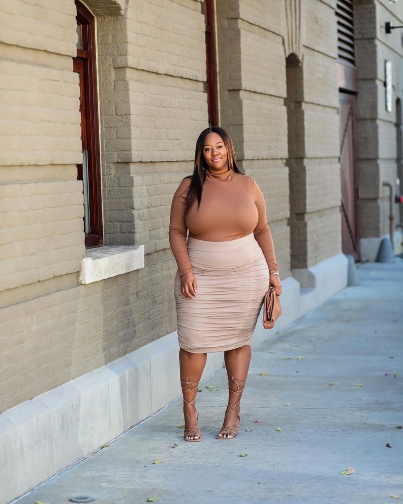 Новинки юбок для полных 2026 – главные тренды