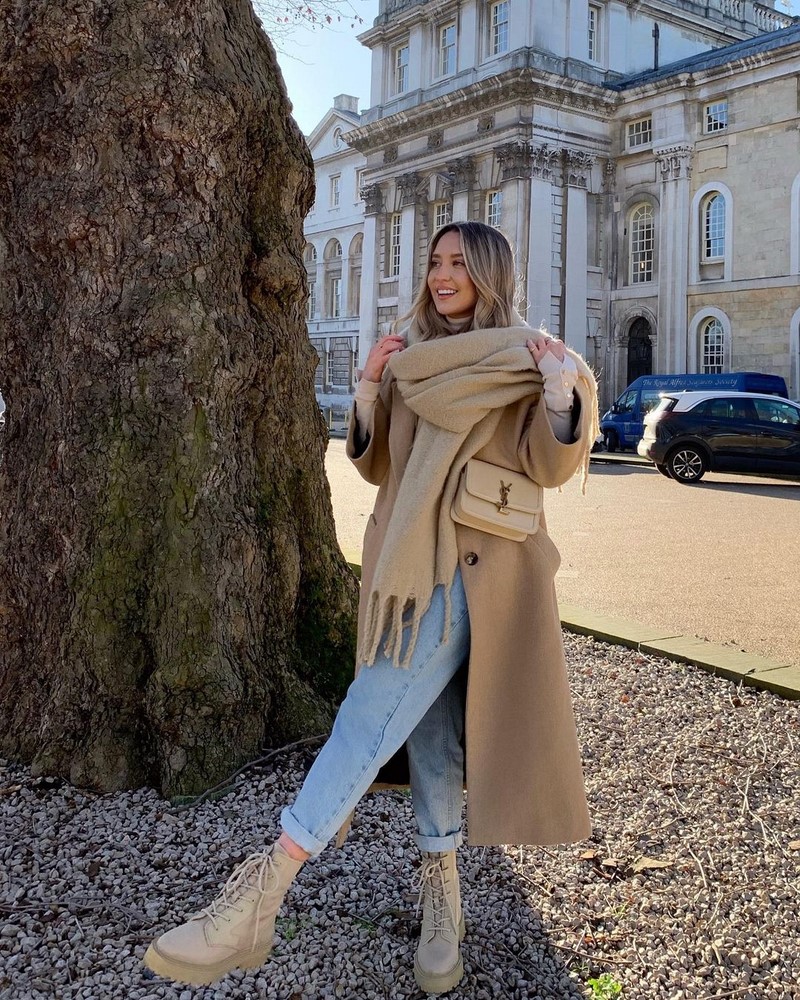 Что носить осенью 2026? Модные идеи осенних образов — фото