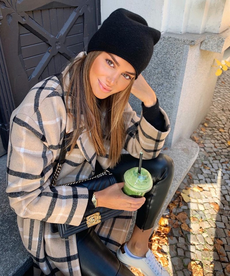 Что носить осенью 2026? Модные идеи осенних образов — фото