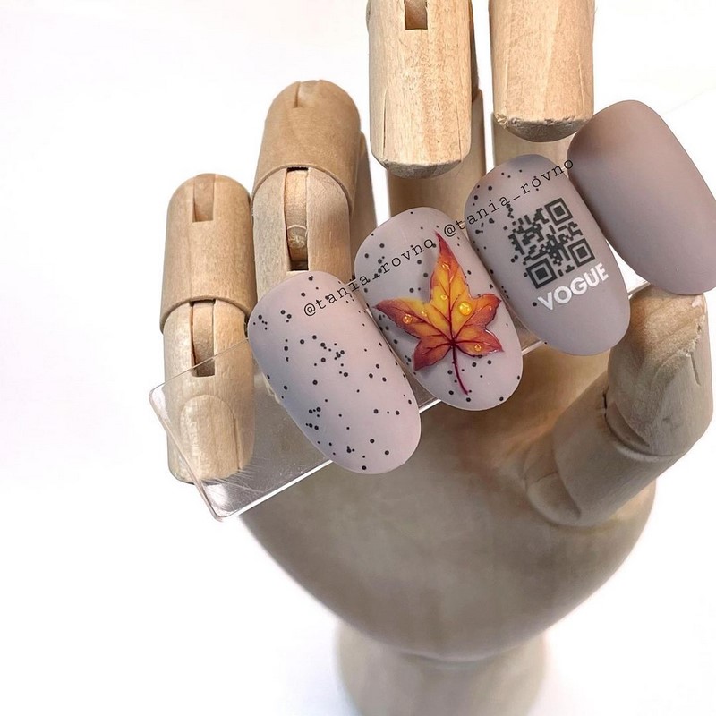 Модный маникюр осень-зима 2026-2027: фото-примеры