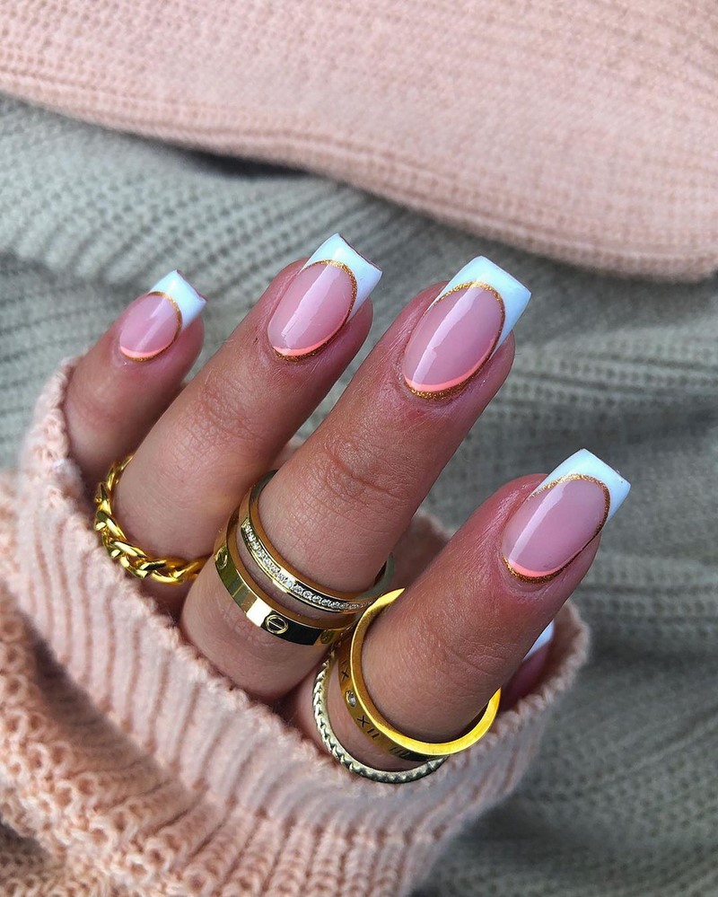 Модный маникюр осень-зима 2026-2027: фото-примеры