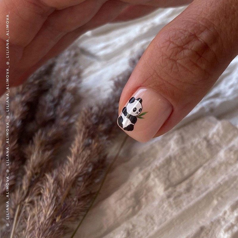 Модный маникюр осень-зима 2026-2027: фото-примеры