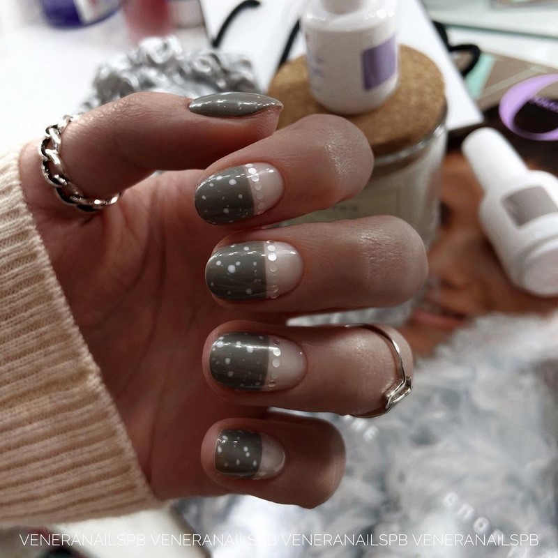 Модный маникюр осень-зима 2026-2027: фото-примеры