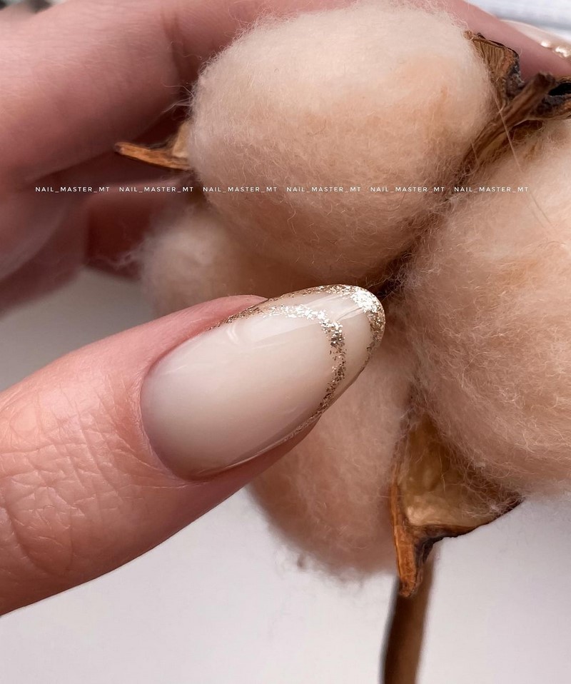 Модный маникюр осень-зима 2026-2027: фото-примеры