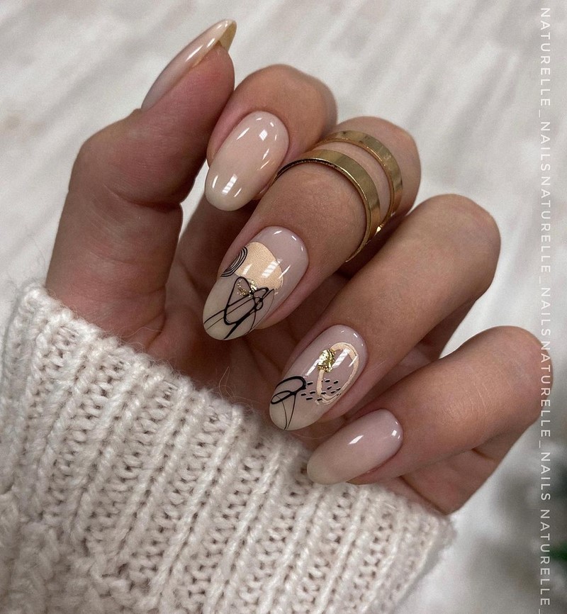 Модный маникюр осень-зима 2026-2027: фото-примеры